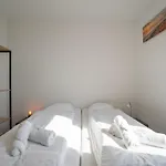 Сasa de vacaciones New Dahlia 8 With Parking By Interhome
