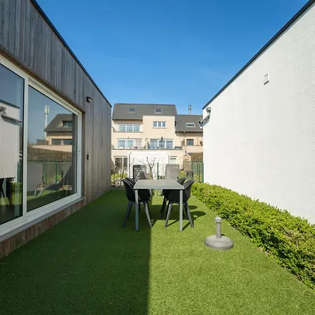 New Dahlia 8 With Parking By Interhome Ferienhaus *